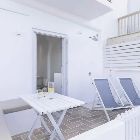 Seafront Brand New Studio In Little Venice Of Paros Апартаменты Науса