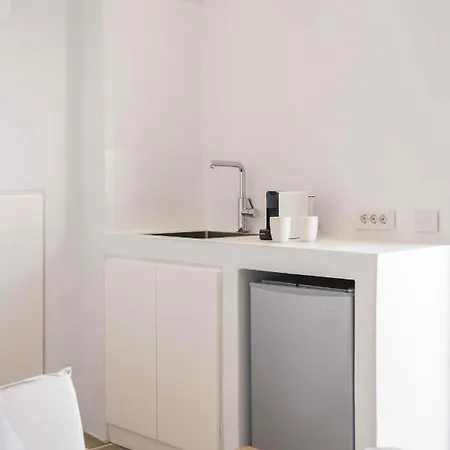 Seafront Brand New Studio In Little Venice Of Paros